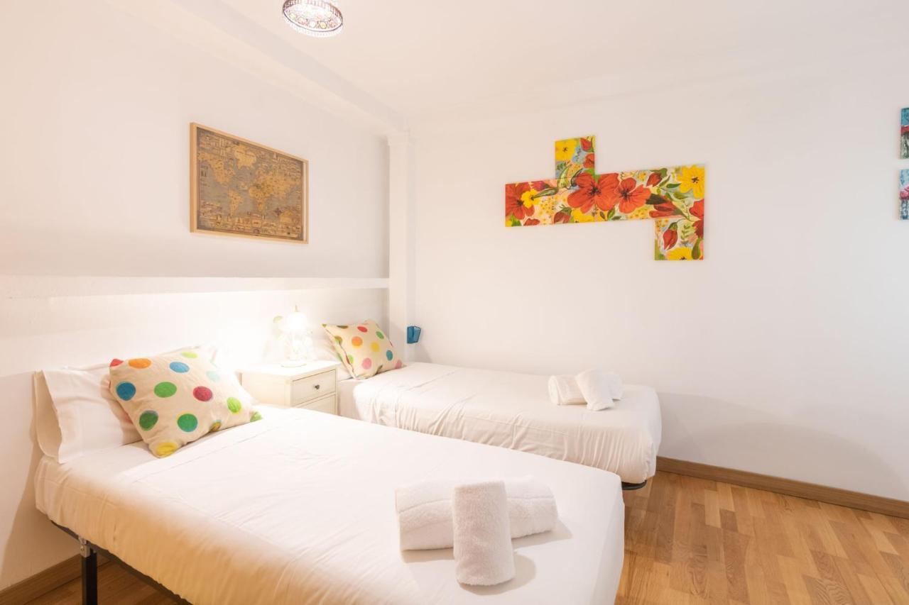 Apartmán Goles Courtyard With Parking By Valcambre Sevilla Exteriér fotografie