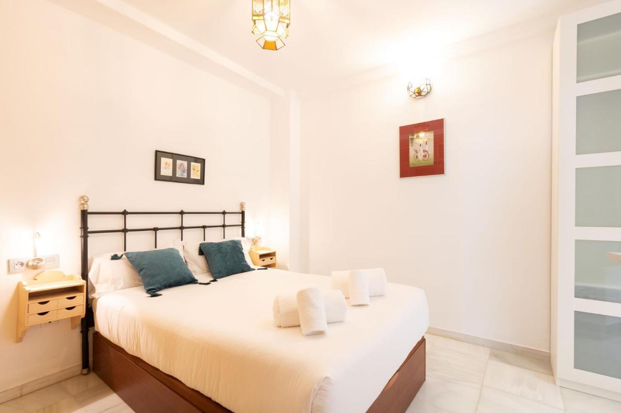 Apartmán Goles Courtyard With Parking By Valcambre Sevilla Exteriér fotografie
