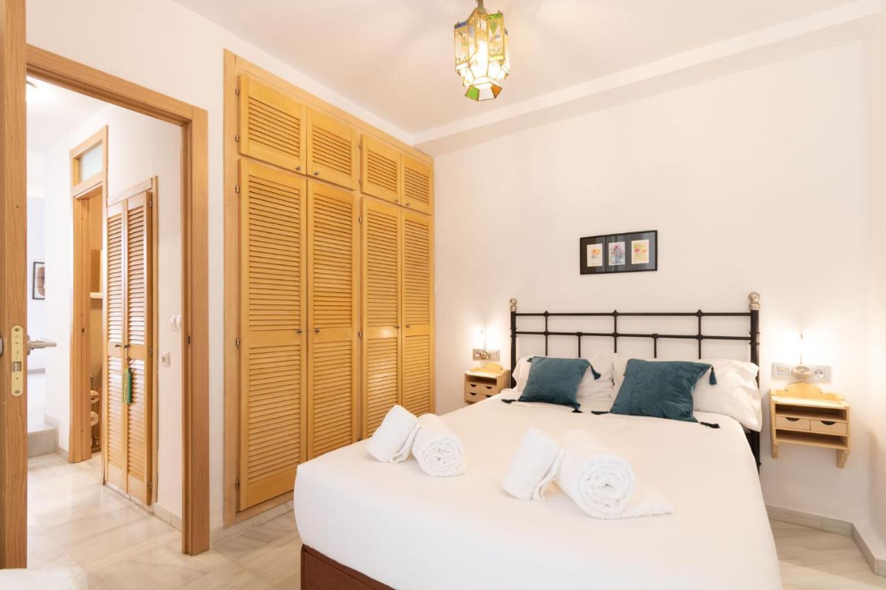 Apartmán Goles Courtyard With Parking By Valcambre Sevilla Exteriér fotografie